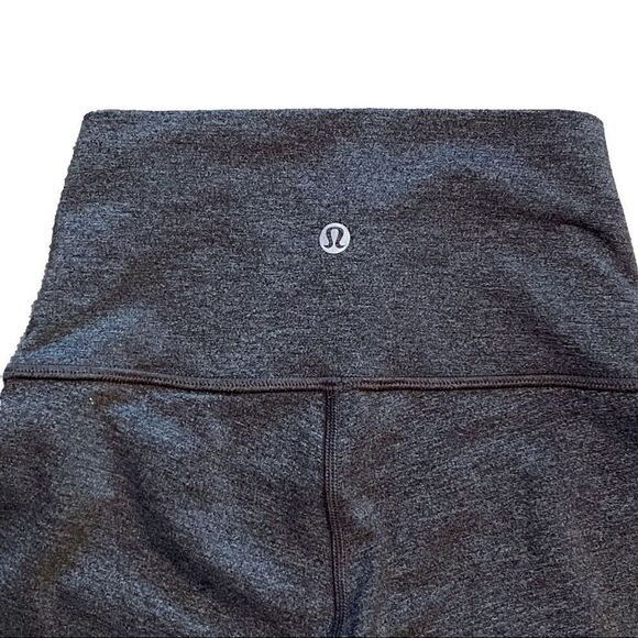 Lululemon-bandage style leggings grey size -2. Perfect for fall - Picture 2 of 5
